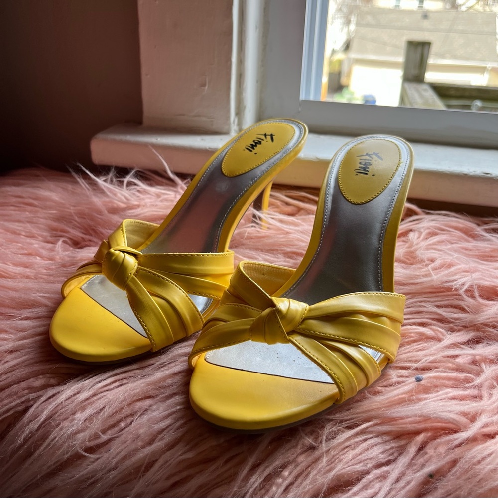 Canary Yellow Kitten Heel Slides size 8.5